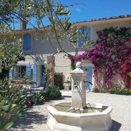 Mas Des Bougainvillees Sernhac Eksteriør bilde